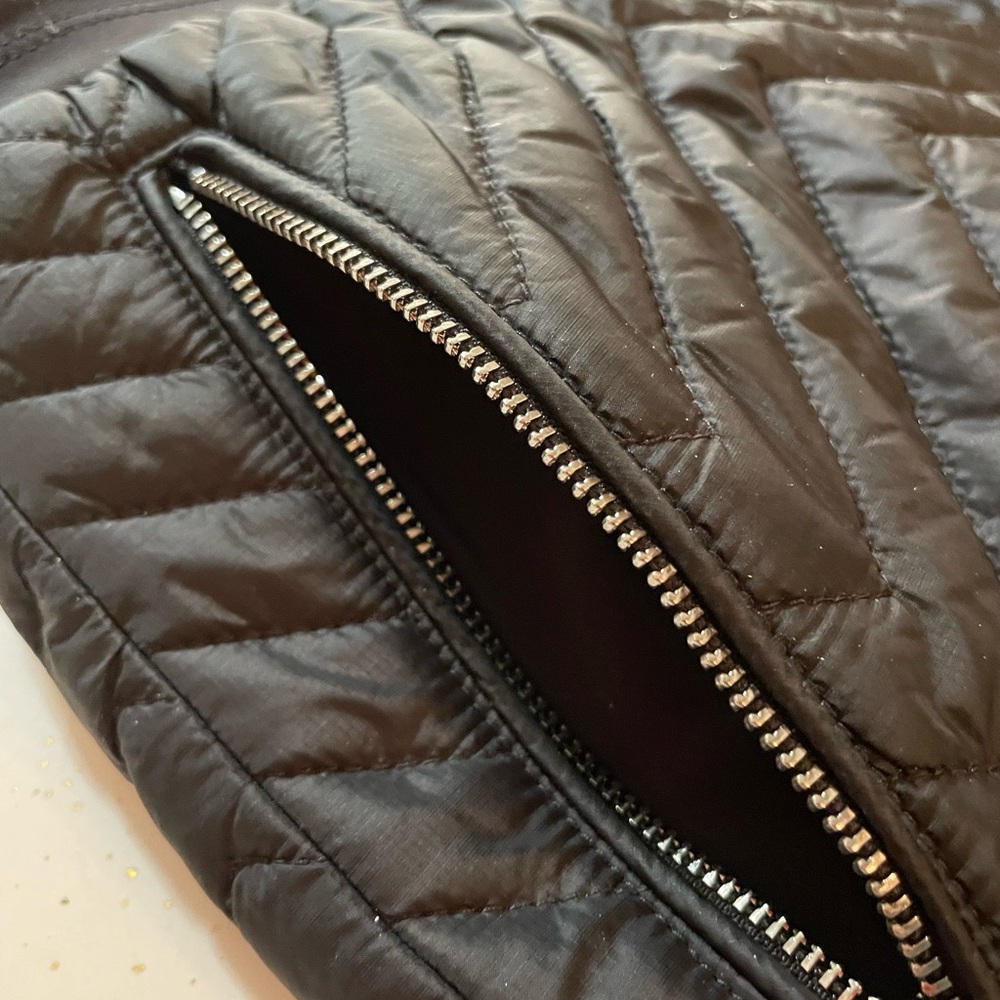 Athleta Apres Ski Short quilted - Picture 3 of 4